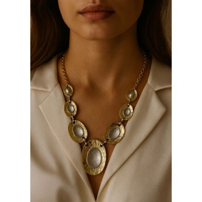 ALTIN -GÜMÜŞ OVAL TASARIM KOLYE