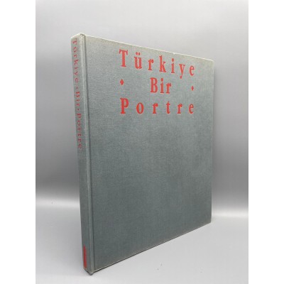 Türkiye Bir Portre (18 Fotoğrafçının Yapıtları) Kutulu, Ciltli, Şömizli Jacques Lacarriere, Ferit Edgü, Şakir Eczacıbaşı Archipelago Press 1994