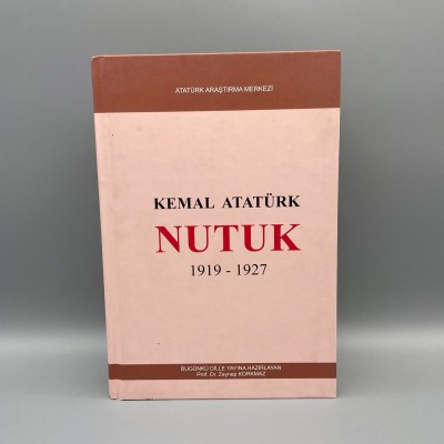 Nutuk  Mustafa Kemal Atatürk ,  Zeynep Korkmaz  (Editor)