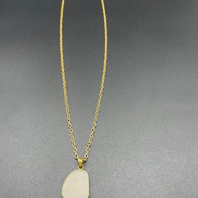 BEYAZ AMETİST KOLYE 