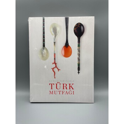 ASIRLIK TARİFLERLE TÜRK MUTFAĞI (BÜYÜK BOY)