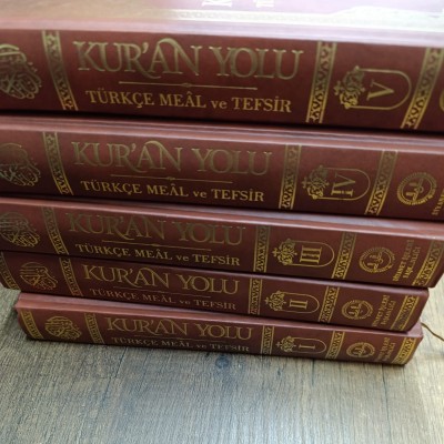 KURAN YOLU (TÜRKÇE MEAİL VE TEFSİR)