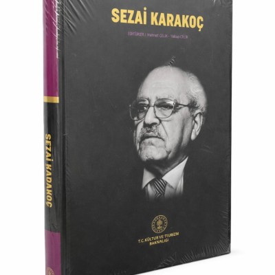 SEZAİ KARAKOÇ 2022 (BÜYÜK BOY)