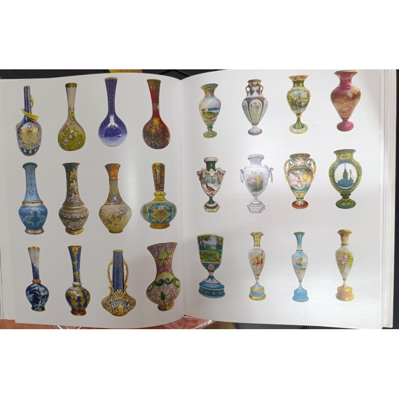 TOPKAPI SARAYI MÜZESİ YILDIZ PORSELENLERİ